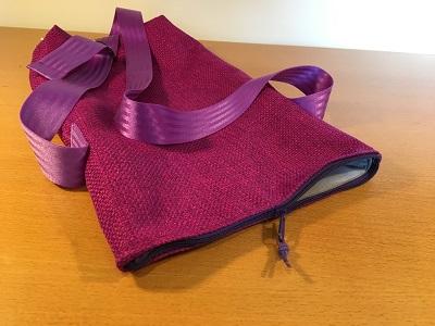 pinke Umhängetasche
